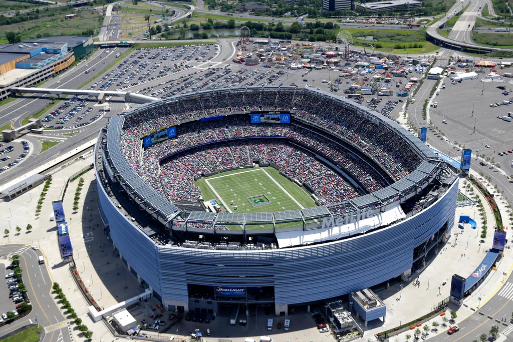 MetLife-Stadium-luxury-transportation